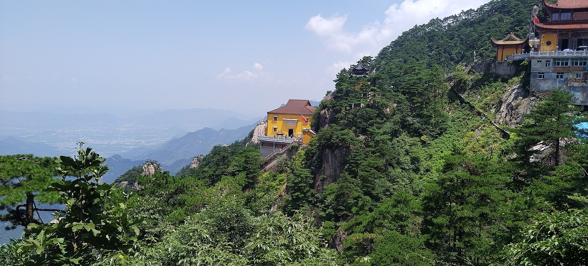 九华山